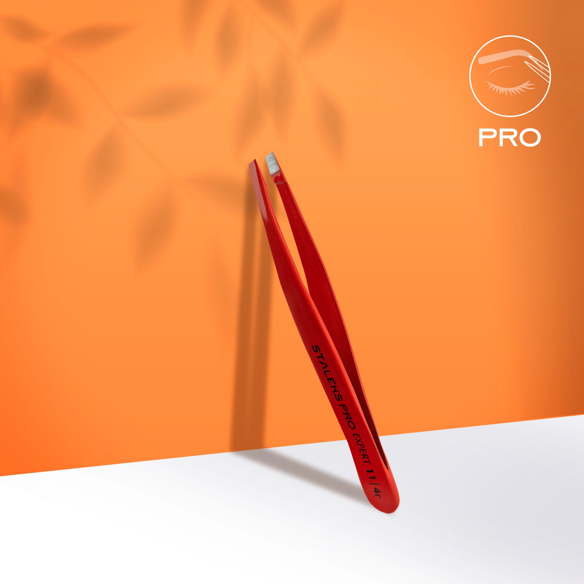 Eyebrow tweezers EXPERT 11 TYPE 4 (slant) red colour image 0